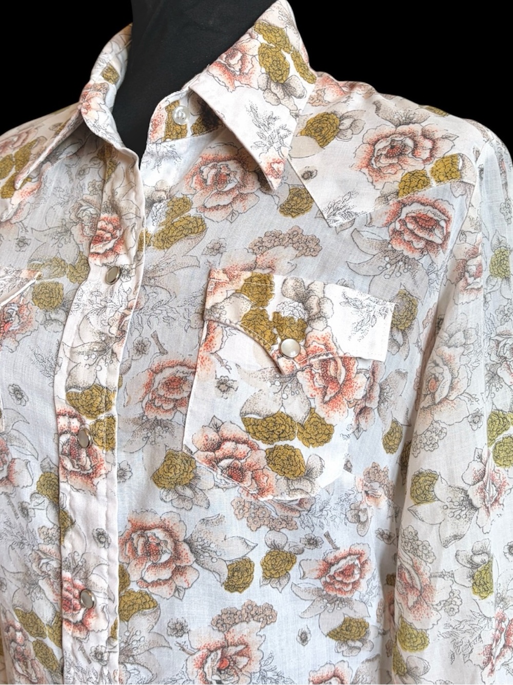 Vintage Western Women’s Shirt Pearl Snap Button Floral Cowgirl Dagger Collar 70s